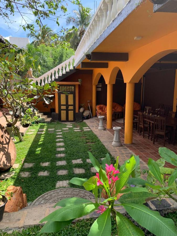 The Fat Mermaid Hotel Mirissa Exterior foto
